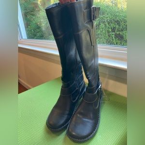Merrell Women’s Black Knee High Boots size 8.5
